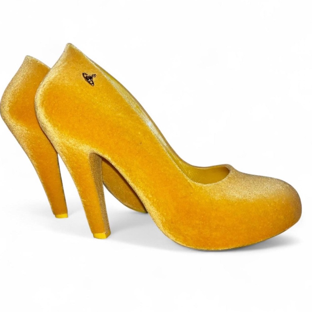 Vivienne Westwood Flocked Pumps VTG